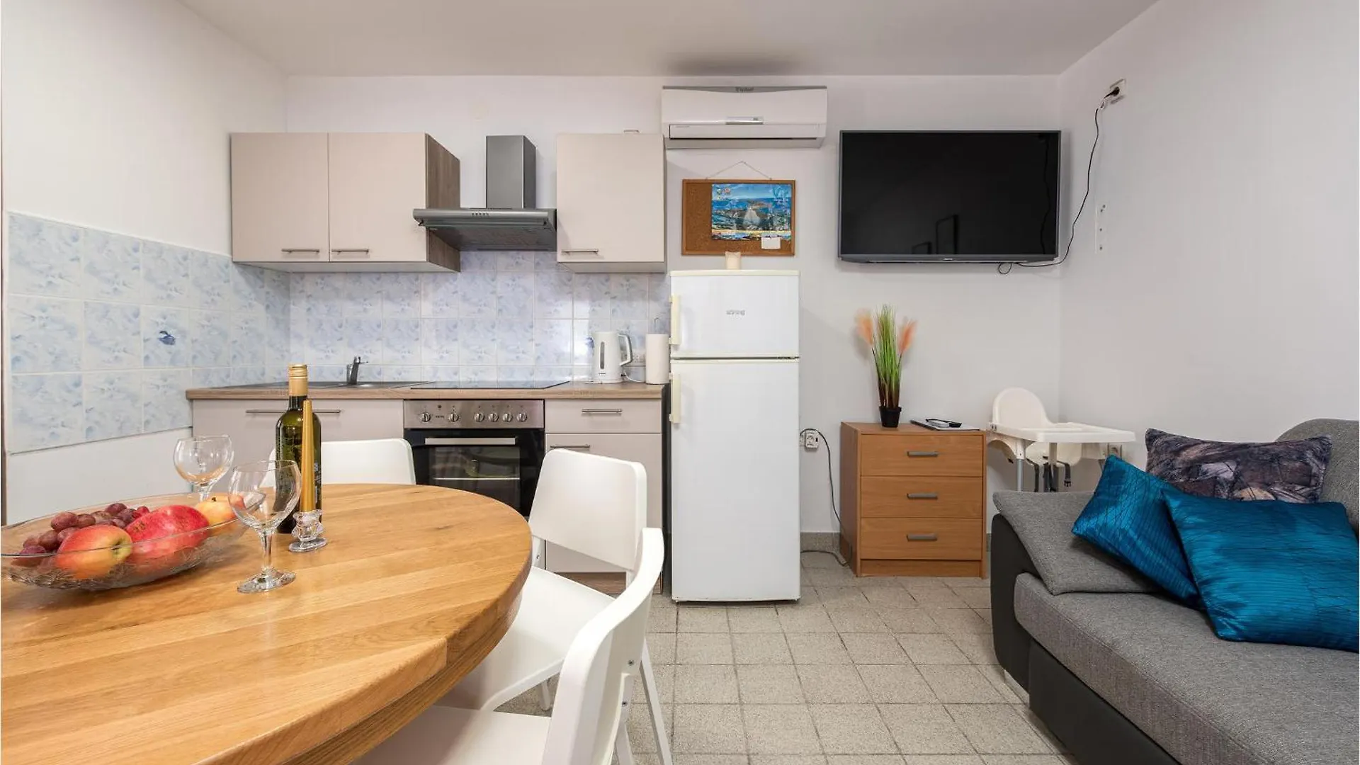 Cozy Apartment In Vir With Kitchen Croatia